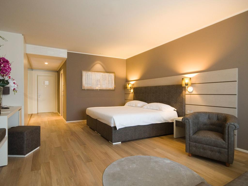 Hotel Glamour Bassano del Grappa Esterno foto